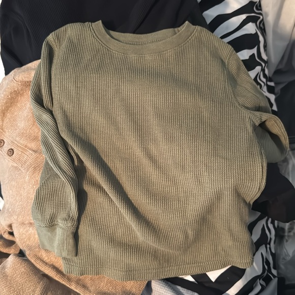 Assorted Ribbed Long Sleeve Tops - Picture 2 of 6